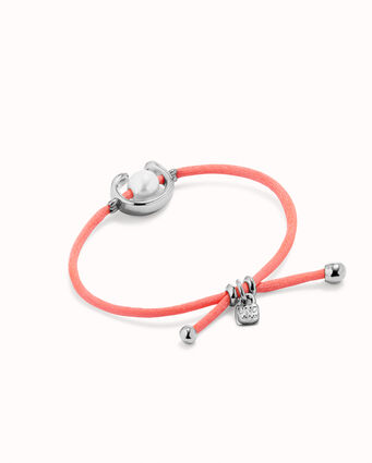Sterling silver-plated fuchsia thread bracelet with shell pearl accessory